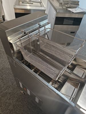 Zwei Töpfe Zwei Körbe 13L*2 Kleinkapazität Öl sparen Elektrische offene Fritteuse mit Ölfiltration