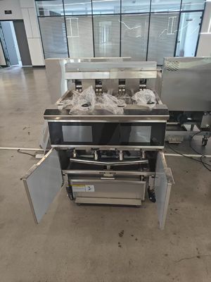 Professionelles Touchscreen-Smart-Panel 4Tank 4Körbe 28KW 304SUS Elektrische Chips Öffnen Sie den Braten