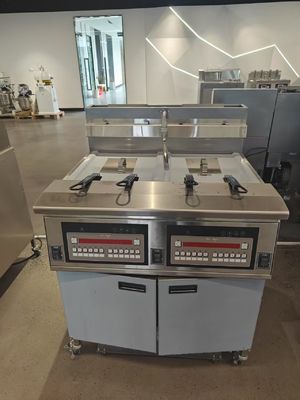 LPG-Gas Erdgas Doppeltank vier Körbe Digitales Panel Gas Chips Offener Fritter